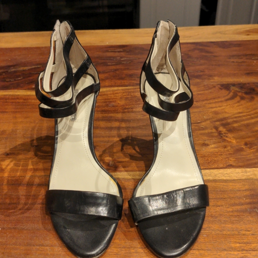 Sz 8.5 BCB Generation Sandals